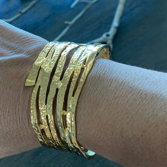 Jewelry - Gold Cuff